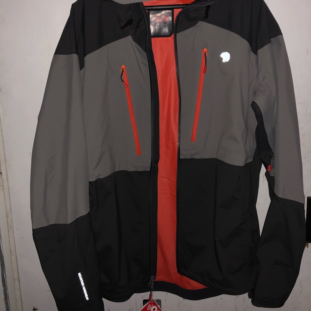 NWT Mountain HardWear Cyclone Jacket With Recco